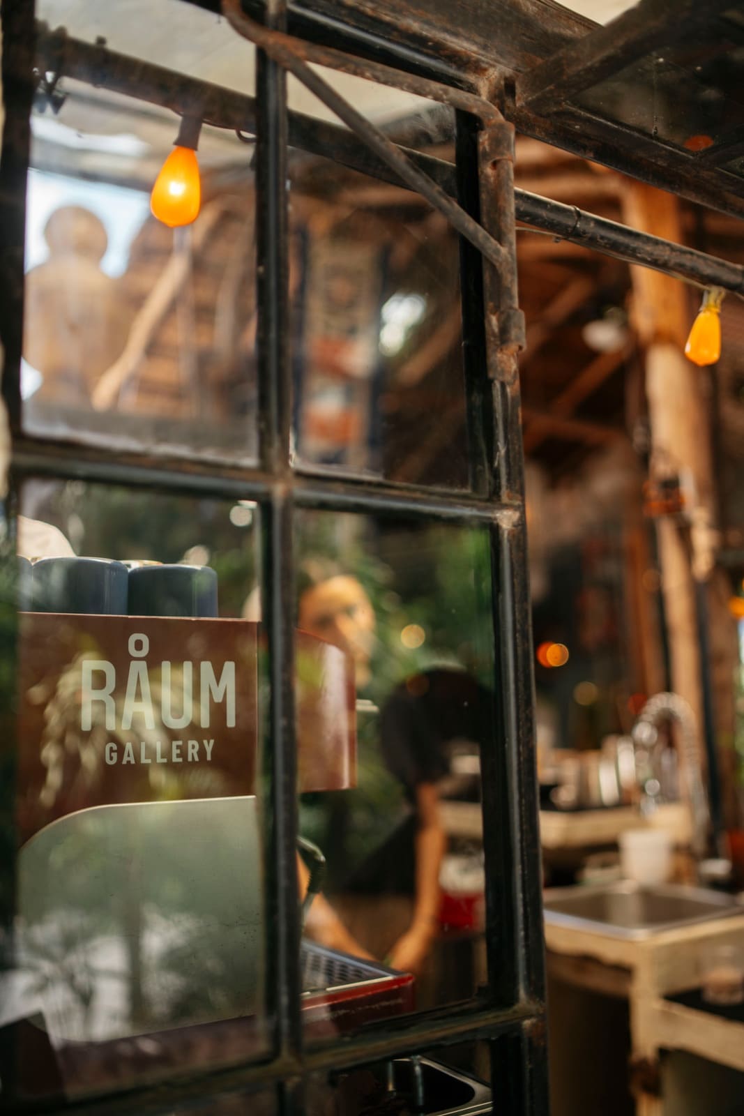 Raum Art Gallery